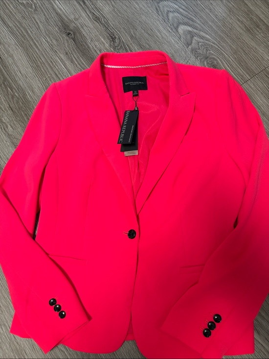 Banana Republic Jackets & Blazers - Banana Republic Single-Button Blazer